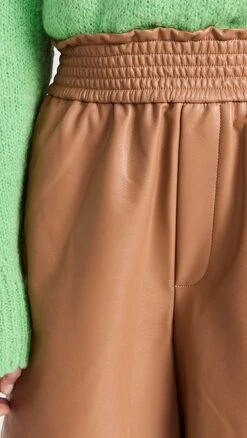 A.L.C. Kaleb Shorts -Denim Diva Shop alccc4245311835 1676566871268 2 0. UX357 QL90