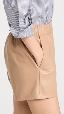 ANINE BING Koa Shorts -Denim Diva Shop anine308321a338 1675890411270 2 0. UX357 QL90