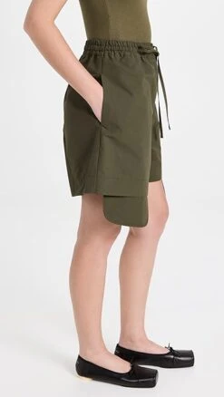 A Potts Parachute Pocketshorts -Denim Diva Shop apott3000314fce 1682365040771 2 0. UX357 QL90