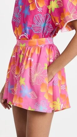 BruceGlen Tiki Floral Printed Shorts -Denim Diva Shop bglen300411eee2 1670532394768 2 0. UX357 QL90