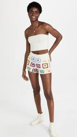 BLANKNYC Love Is Love Shorts -Denim Diva Shop blank41063129bc 1651010297607 2 0. UX357 QL90