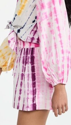 Charina Sarte Holi Shorts -Denim Diva Shop csart300731afca 1677342052910 2 0. UX357 QL90