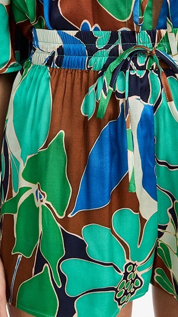 Cult Gaia Sissi Shorts 7 Cult Gaia Sissi Shorts - Image 5