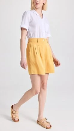 DONNI. Twill Pleated Shorts -Denim Diva Shop donii3012318122 1679341108870 2 0. UX357 QL90