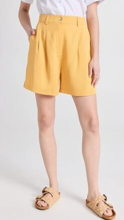 DONNI. Twill Pleated Shorts -Denim Diva Shop donii3012318122 1679341108936 2 0. UX357 QL90