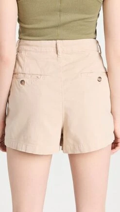 Free People Billie Chino Shorts -Denim Diva Shop freep4595834787 1676992266089 2 0. UX357 QL90