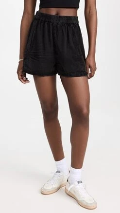 Free People Get Free Poplin Pull On Shorts -Denim Diva Shop freep459771cd2d 1680555938329 2 0. UX357 QL90