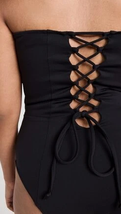 Good American Sculpt Strapless One Piece Swimsuit 12 Good American Sculpt Strapless One Piece Swimsuit -Denim Diva Shop gamer30641174cb 1683744126638 2 0. UX357 QL90