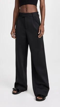 Good American Scuba Pleated Trousers