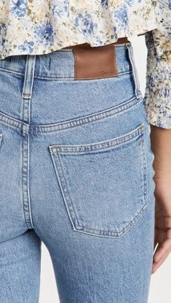 Madewell The Perfect Vintage Jeans In Banner Wash -Denim Diva Shop madew4529793261 1629737118962 2 0. UX357 QL90