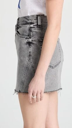 MOTHER High Waisted Wedge Micro Skirt -Denim Diva Shop mothr217211f447 1677094469490 2 0. UX357 QL90