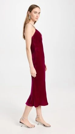 Olivia Von Halle Issa Slip -Denim Diva Shop ohall3016088127 1670609519116 2 0. UX357 QL90