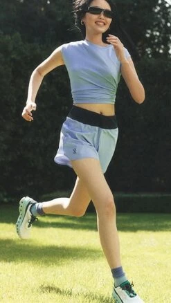 On Running Shorts -Denim Diva Shop onrun303621ef35 1682531620077 2 0. UX357 QL90