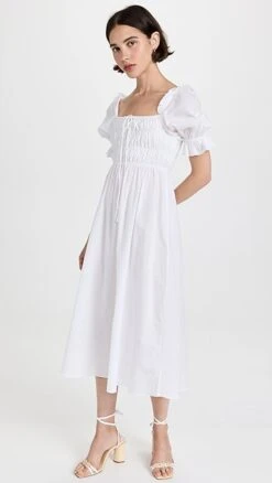 Playa Lucila Smocked Short Sleeve Midi Dress