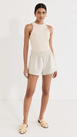 Reformation Mila Linen Shorts -Denim Diva Shop refor4081311205 1677267307617 2 0. UX357 QL90