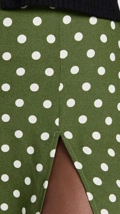 Reformation Margot Skirt -Denim Diva Shop refor408321aef8 1679934597225 2 1. UX357 QL90