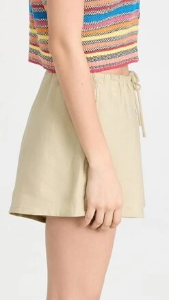 Reformation Zoe Linen Shorts -Denim Diva Shop refor408452017c 1681492806474 2 0. UX357 QL90