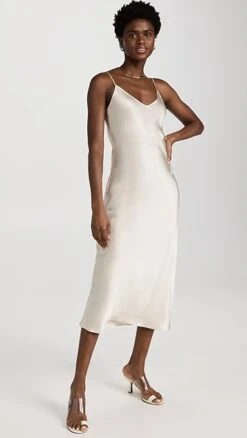 Sablyn Taylor Dress -Denim Diva Shop sably3036871111 1671138174025 2 0. UX357 QL90