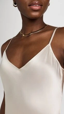 Sablyn Taylor Dress -Denim Diva Shop sably3036871111 1671138174348 2 0. UX357 QL90