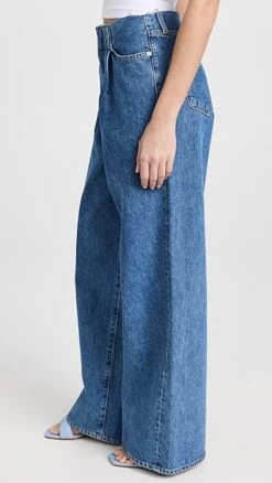 SLVRLAKE Taylor Wide Pleated Jeans -Denim Diva Shop slvrl301741d72a 1675808973476 2 0. UX357 QL90