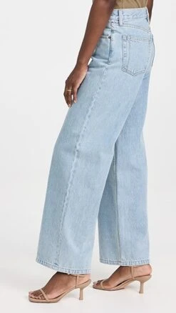 Still Here Walker Jeans In Vintage Blue -Denim Diva Shop sther3002410791 1681243425051 2 0. UX357 QL90