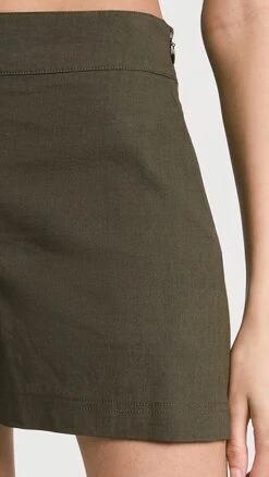 Theory Clean Mini Shorts -Denim Diva Shop theor4443912977 1680800512269 2 1. UX357 QL90