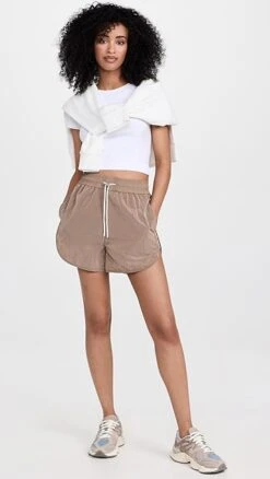 Varley Harmon High Rise Shorts -Denim Diva Shop varle3025114495 1684336082619 2 0. UX357 QL90