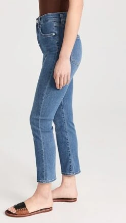 Veronica Beard Jean Carly Kick Flare Jeans -Denim Diva Shop vbeac305231f70e 1680038163441 2 0. UX357 QL90
