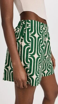 Velvet Lynne Shorts -Denim Diva Shop velve416741ba2d 1674681893953 2 0. UX357 QL90