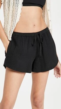 XIRENA Starlyn Short